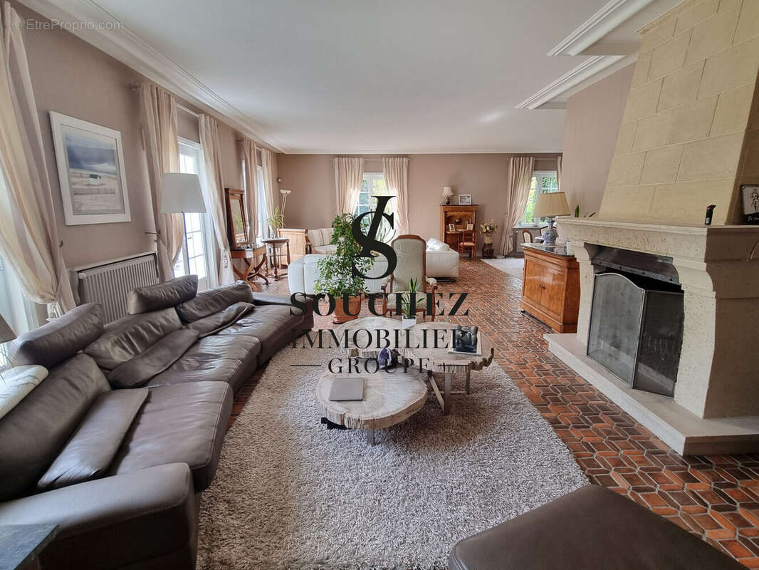 Maison à ABLAIN-SAINT-NAZAIRE