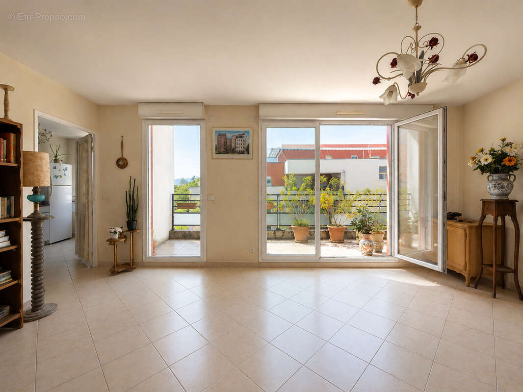 Appartement à CALUIRE-ET-CUIRE