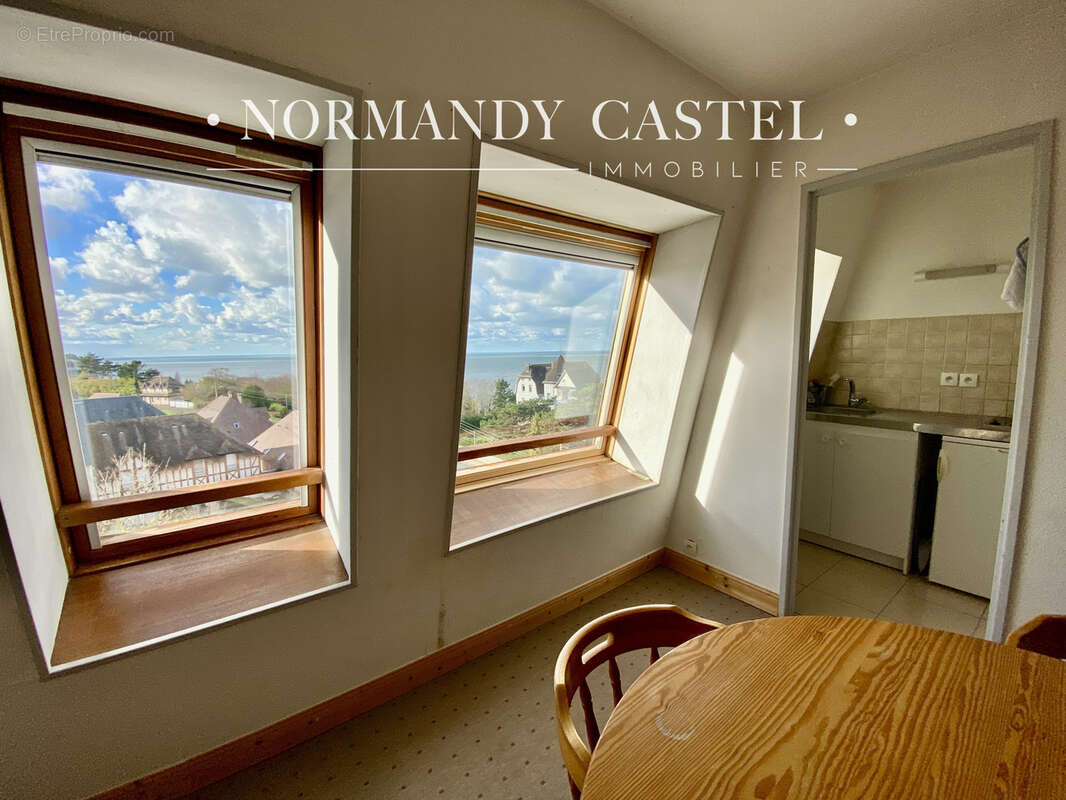 Appartement à TROUVILLE-SUR-MER