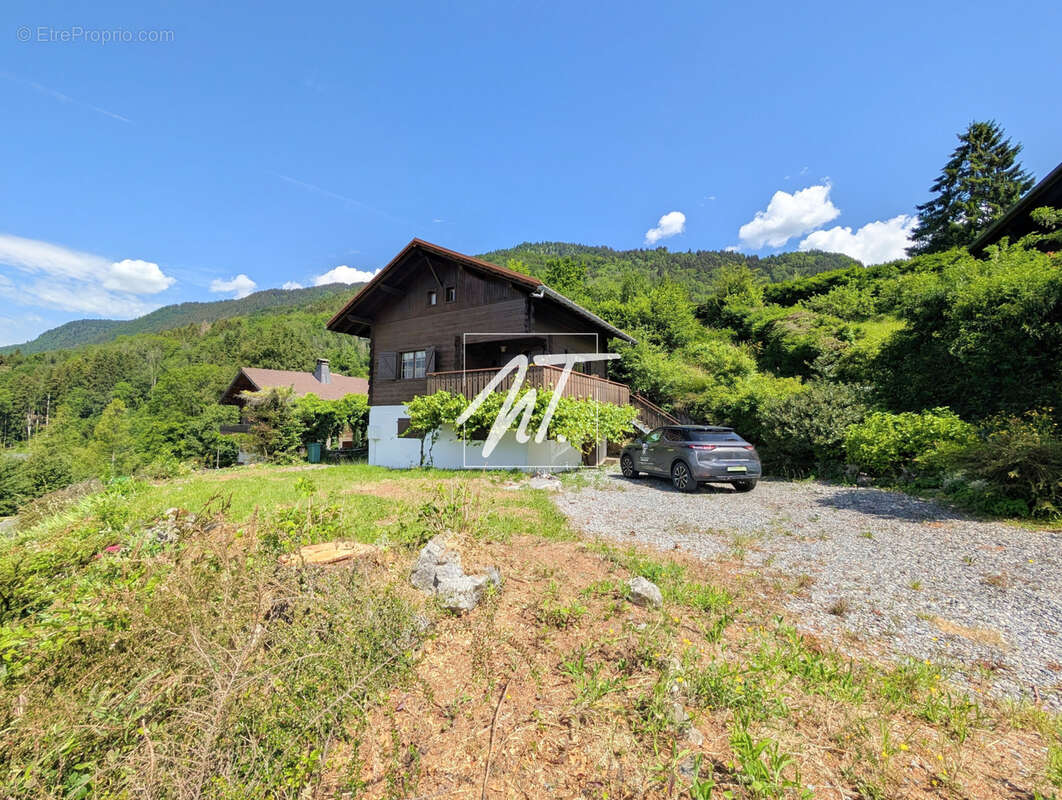 Maison à VERCHAIX