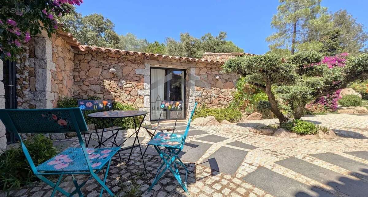 Maison à PORTO-VECCHIO