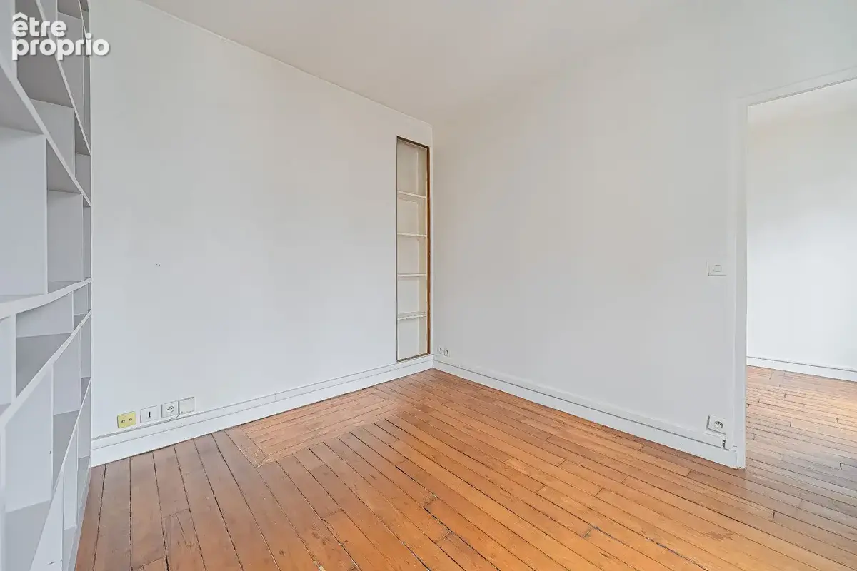 Appartement Paris 2 pièce(s) 26 m2 - DERNIER ETAGE - photo 8