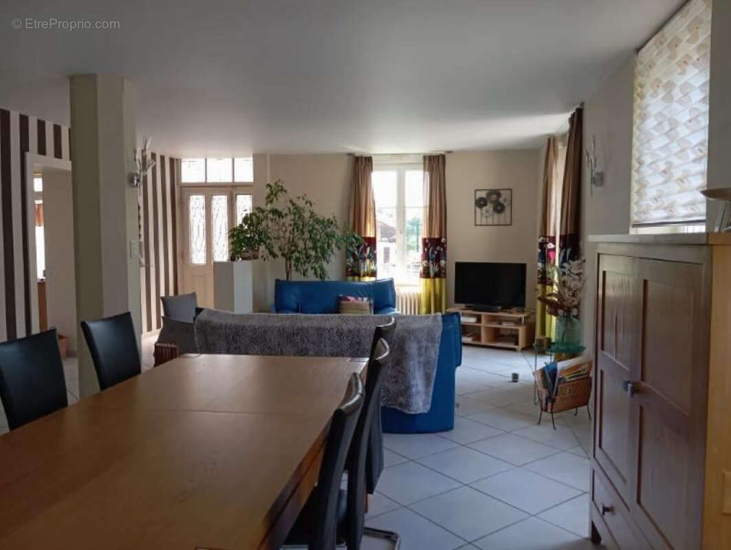 Maison à MATTAINCOURT