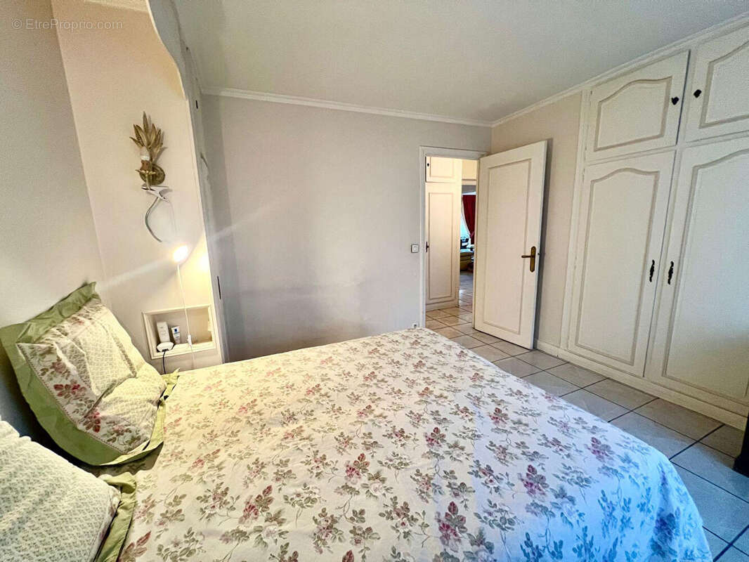 Appartement à ENGHIEN-LES-BAINS
