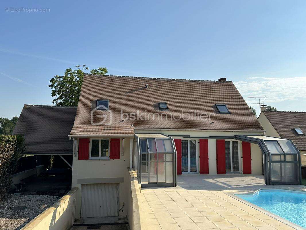 Maison à LA CHAPELLE-GAUTHIER