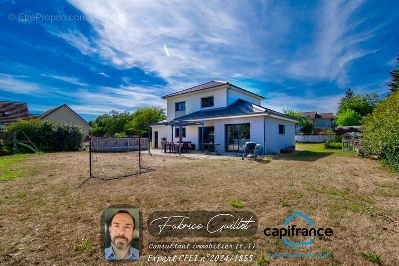 Doubs (25), à vendre Devecey, maison P5 de 120 m2 + terrain de 1163 m2 - photo 2
