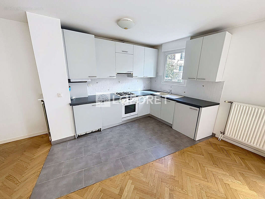 Appartement à VILLEJUIF