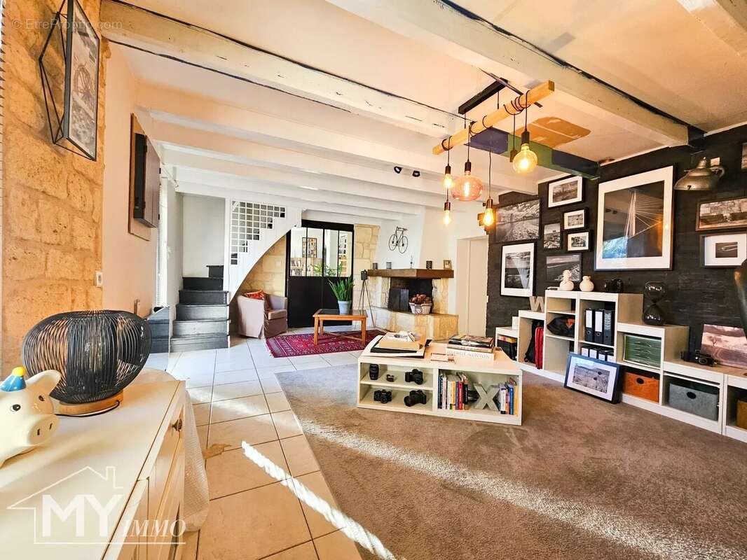 Maison à SAINT-AVIT-SAINT-NAZAIRE