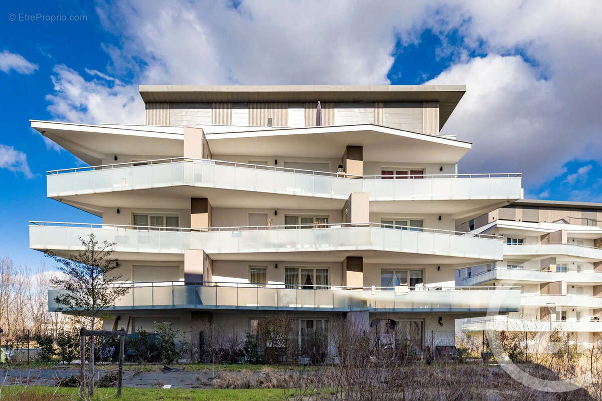 Appartement à LE PONT-DE-CLAIX