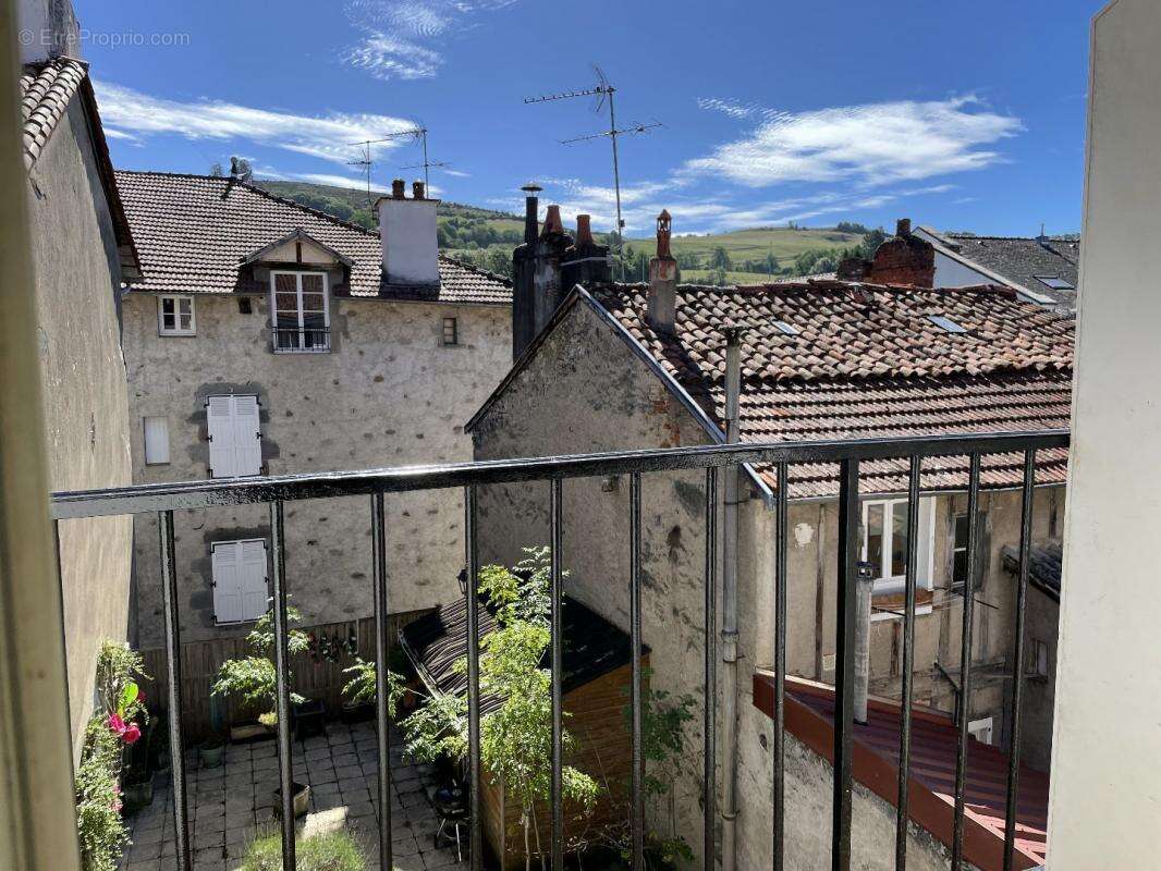 Appartement à AURILLAC