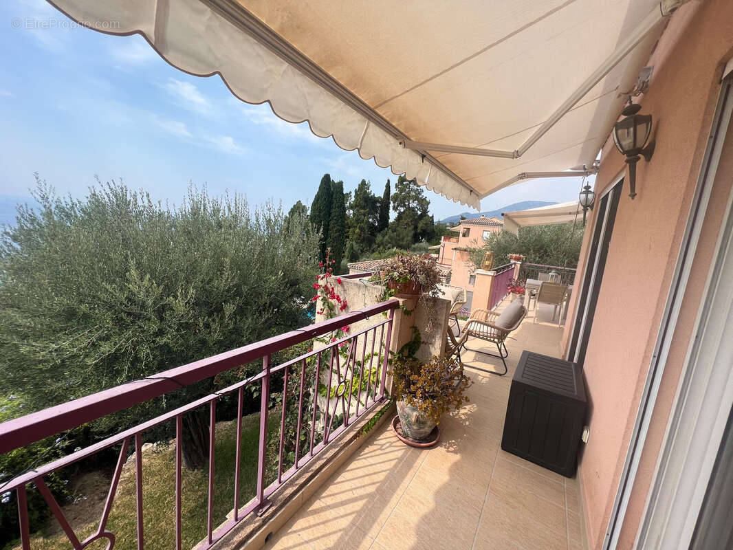 Exclusivite- domaine privé avec piscine sur menton garavan- villa jumelee  t5/6 sur 3 niveaux, terrasses, jard - photo 19