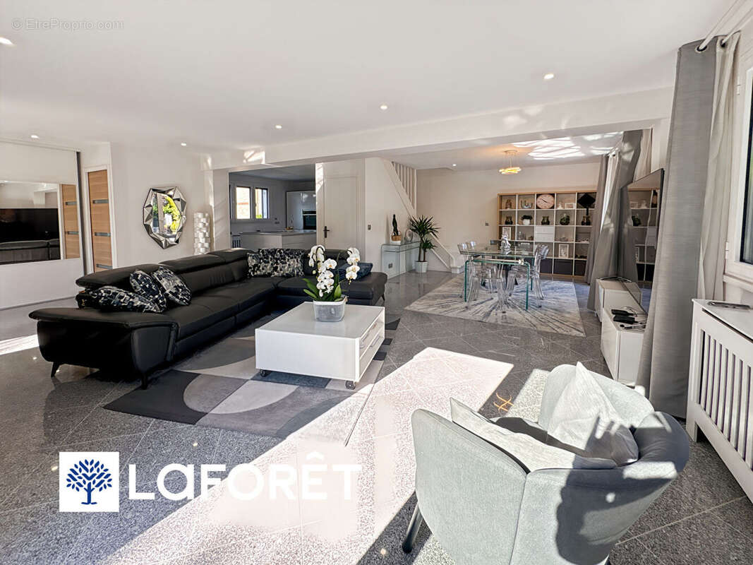 Maison à MORSANG-SUR-ORGE