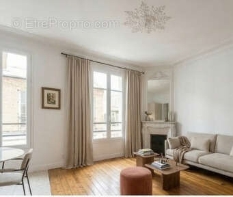 Appartement à LEVALLOIS-PERRET