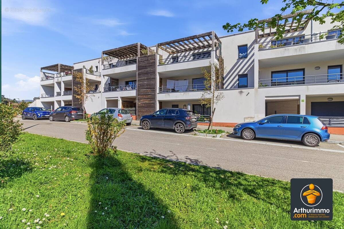 Appartement à SOUCIEU-EN-JARREST