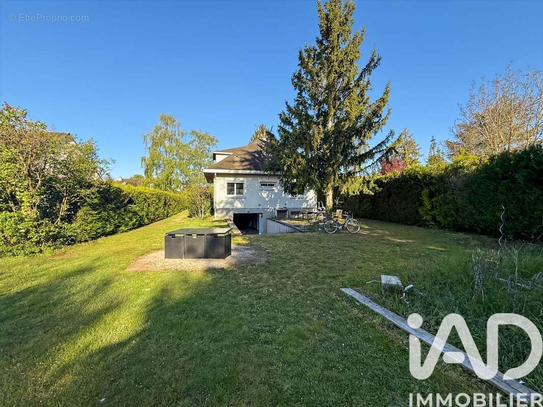 Photo 2 - Maison à COURLON-SUR-YONNE