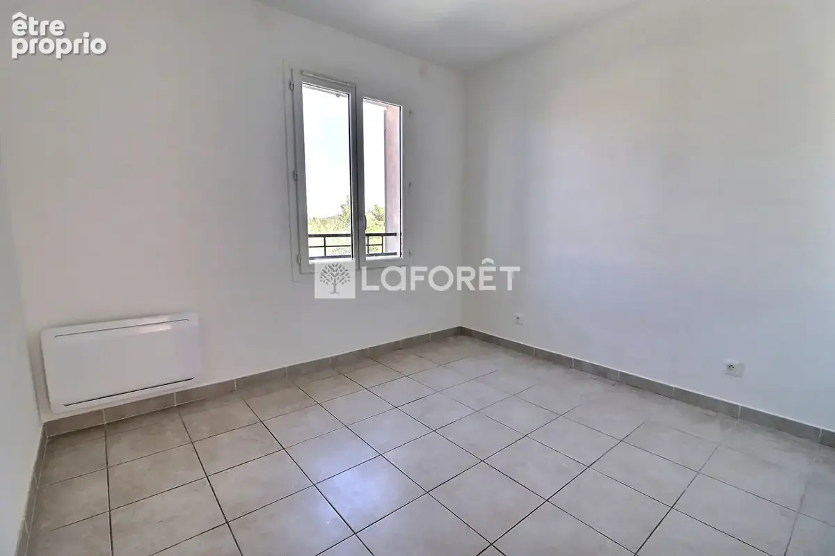 Maison Cuers 4 pièce(s) 85 m2 - photo 12