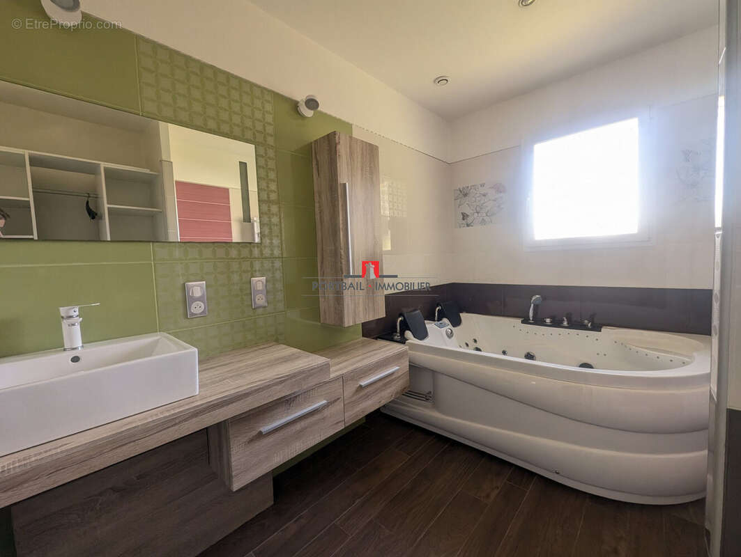 Maison à BRAUD-ET-SAINT-LOUIS