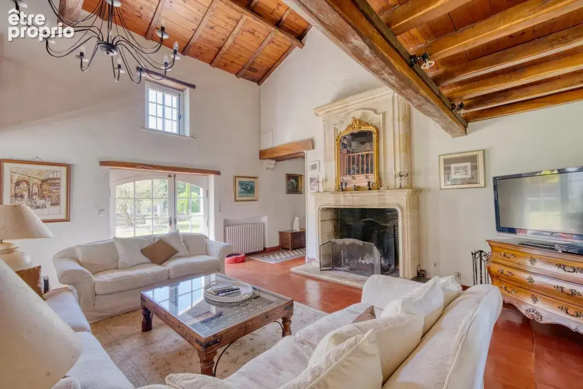 Maison de 10 pièces de 270 m² à Saint-Laurent-de-Cognac - photo 5