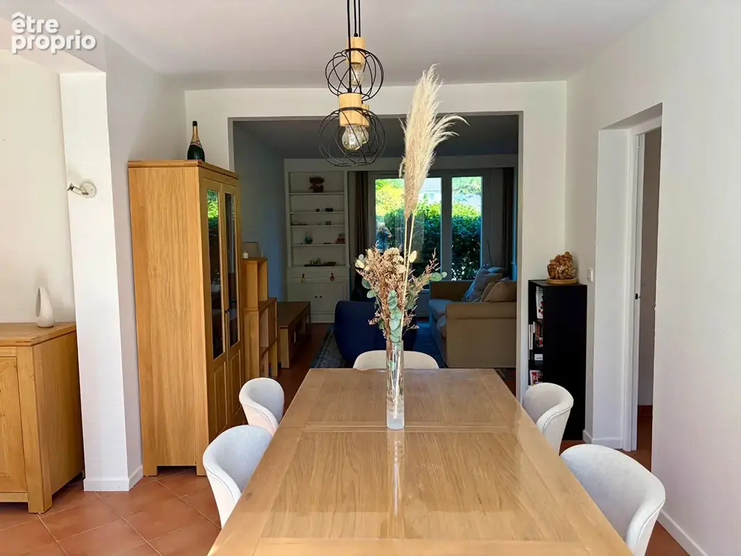 HAUT BUC Maison familiale 5 chambres et grand jardin - photo 3