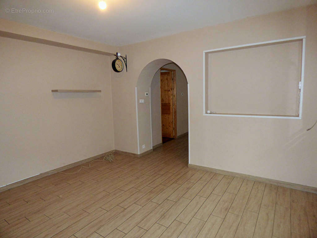 Maison à MONTLUCON