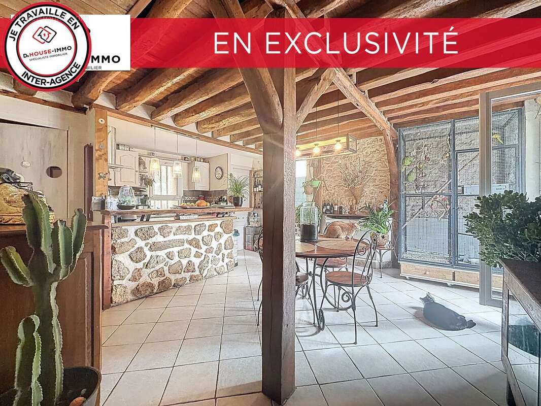 Maison à MAINCY
