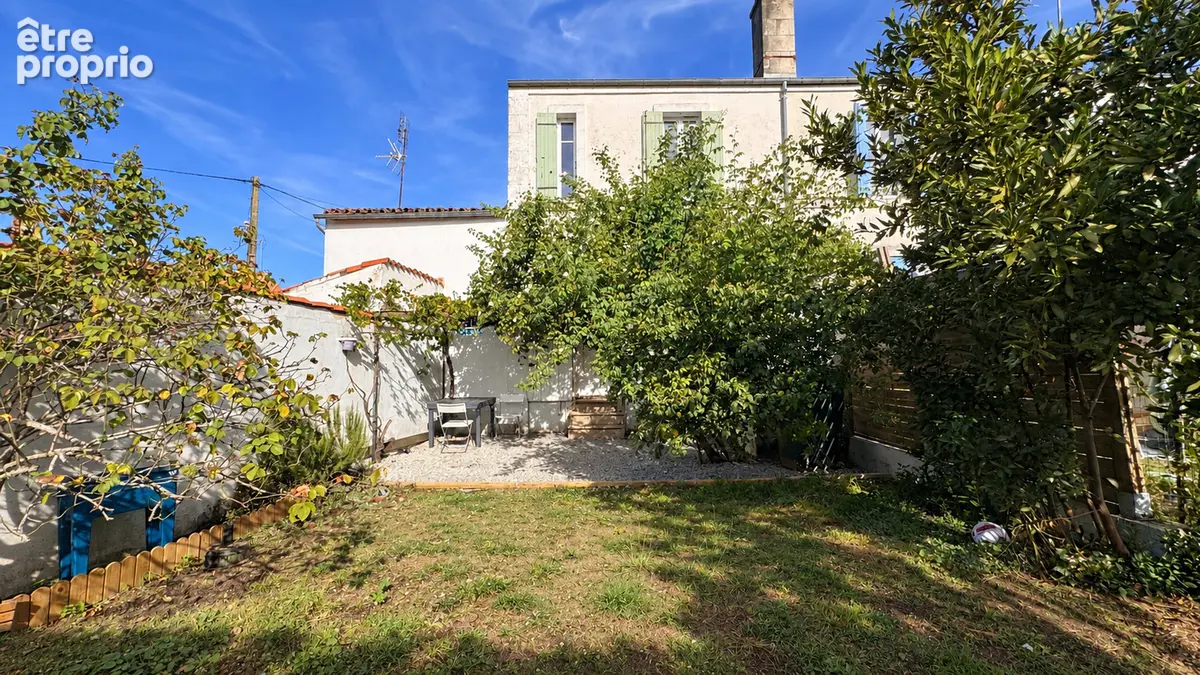 Photo Maison à Saintes au prix de 209 600€