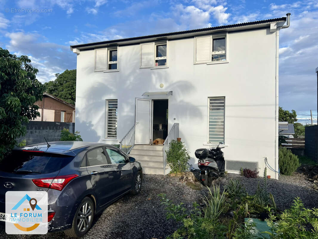 Maison à LE TAMPON
