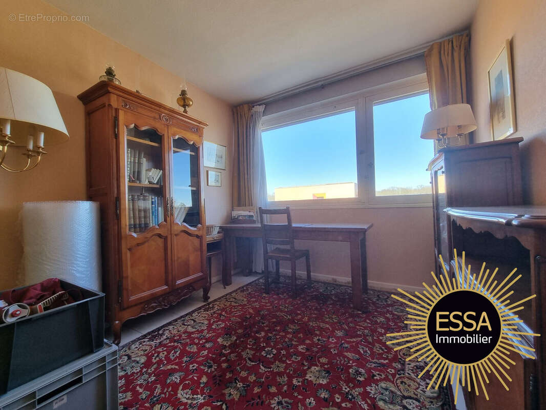 Appartement à VELIZY-VILLACOUBLAY