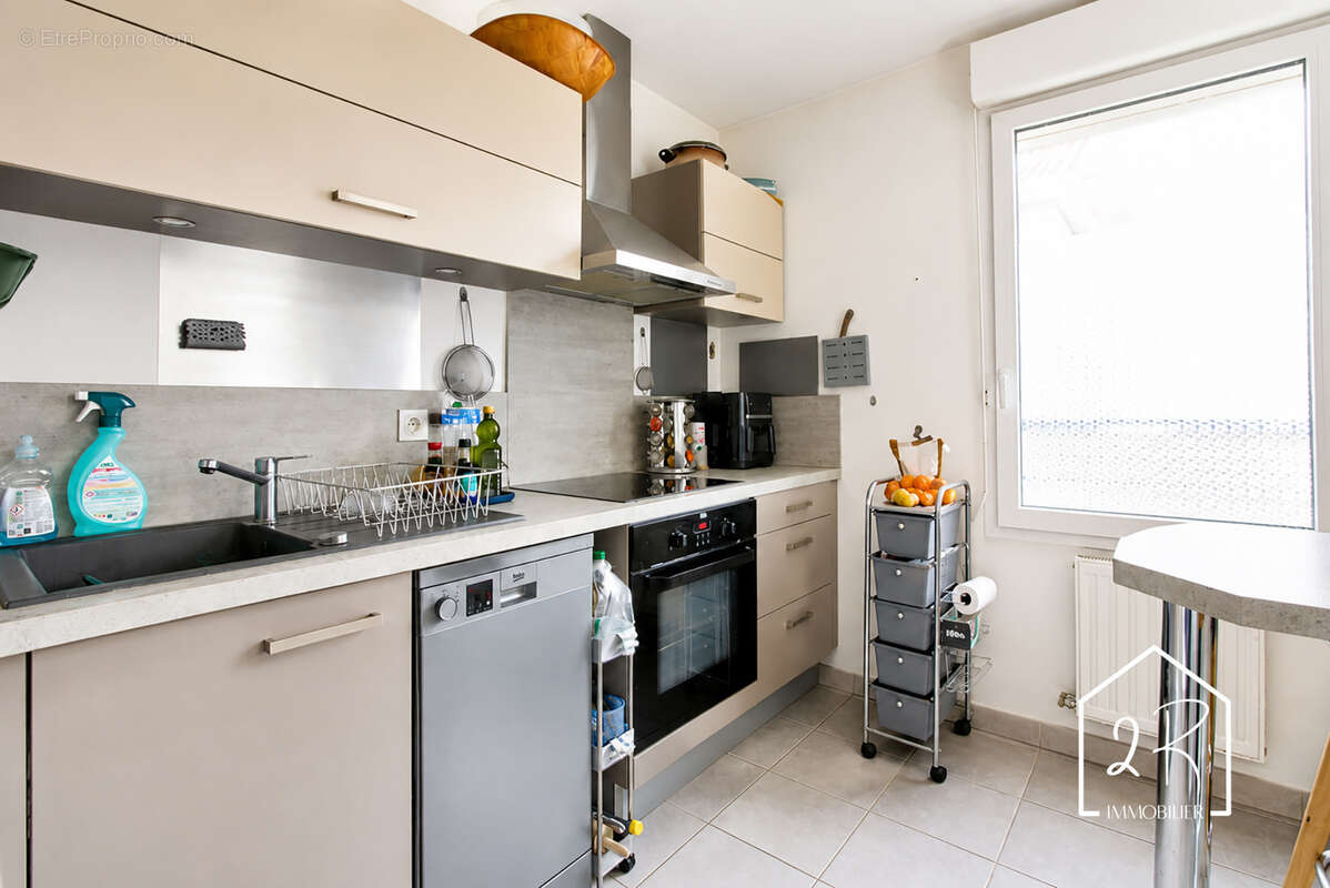Appartement à LYON-8E