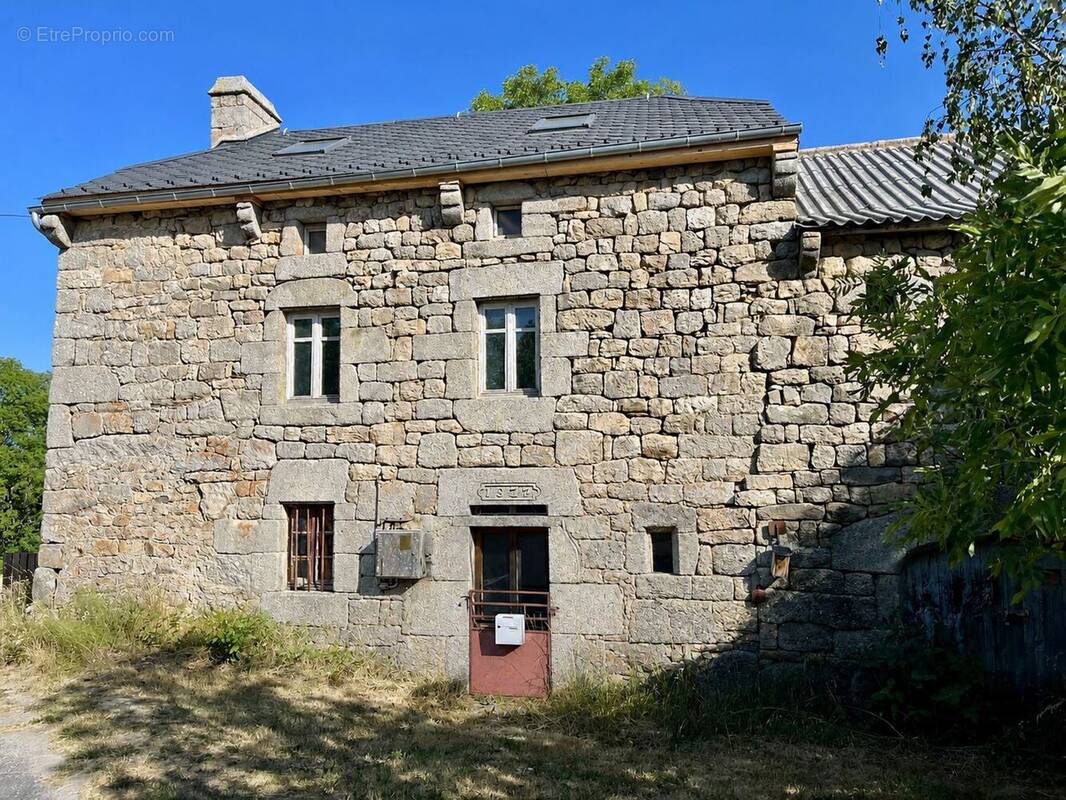 Maison à ALBARET-LE-COMTAL