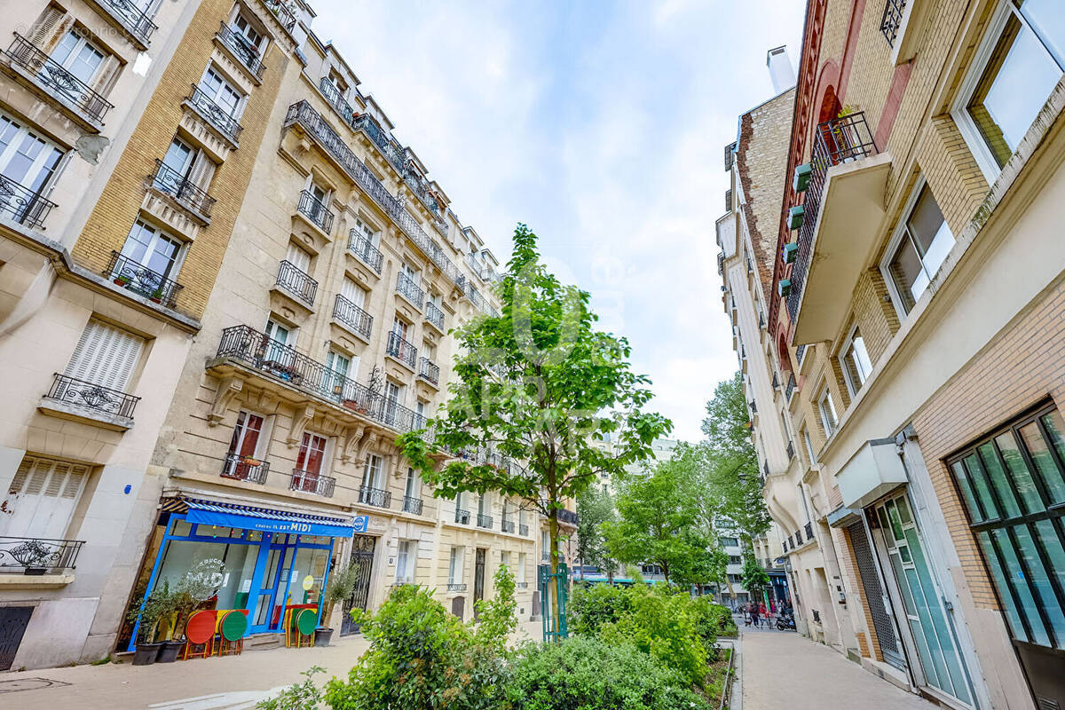 Appartement à PARIS-20E