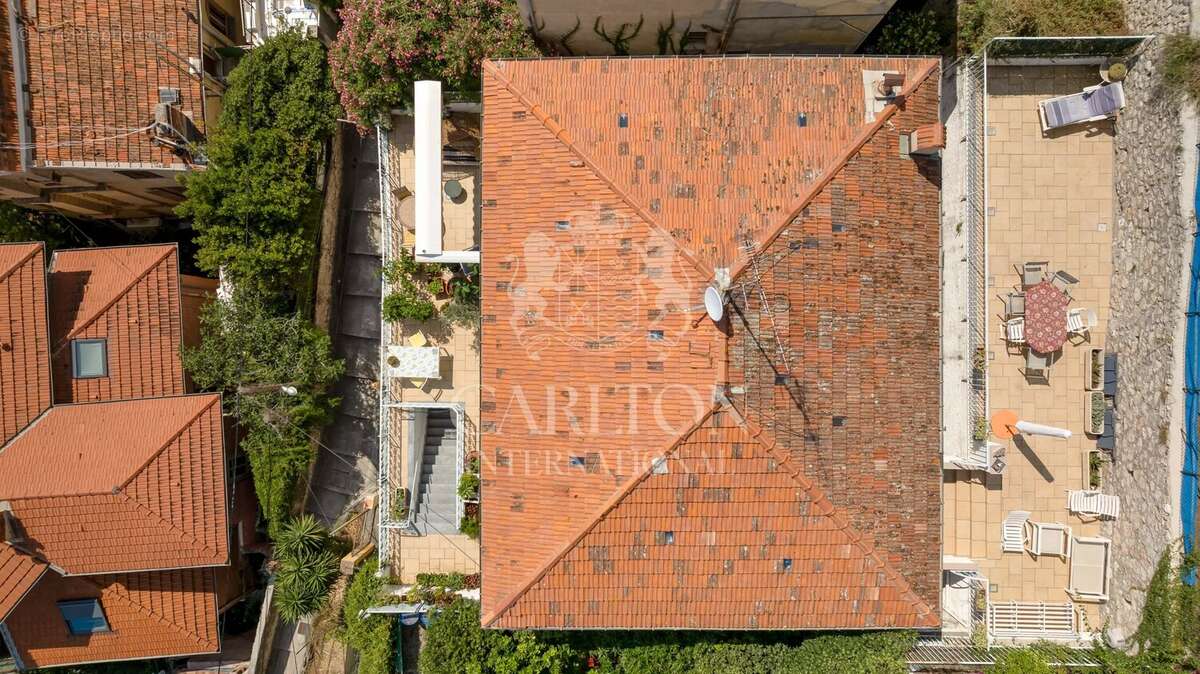 Villa  avec vue mer et accès facile au centre-ville - Opportunité d'investissement - photo 13