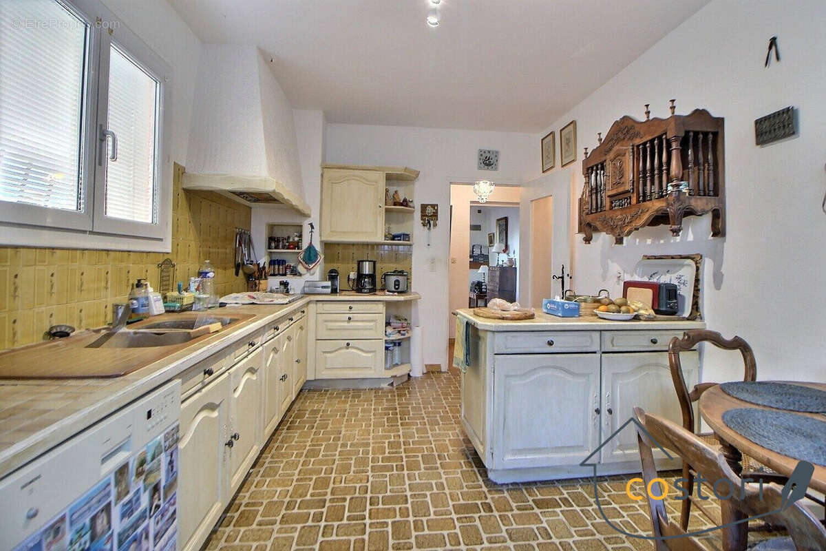Maison à TRANS-EN-PROVENCE