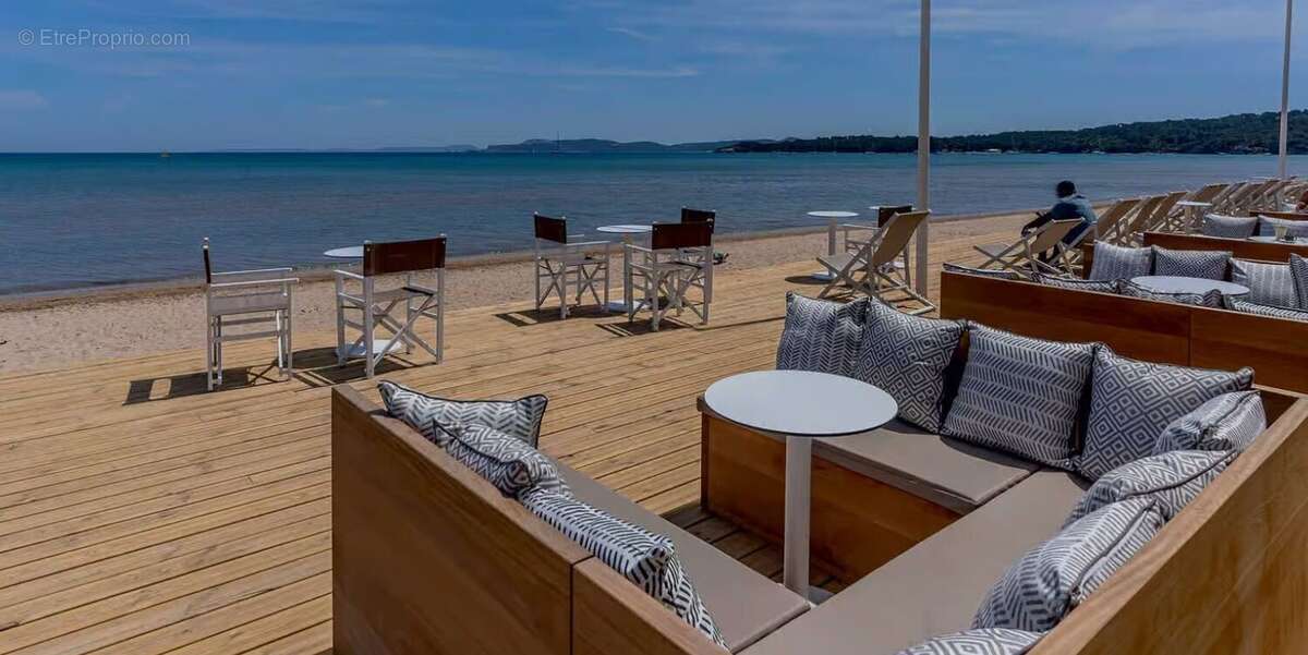 Appartement à HYERES