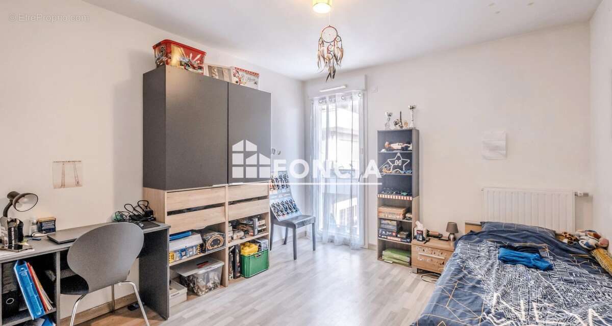 Appartement à DOUVAINE