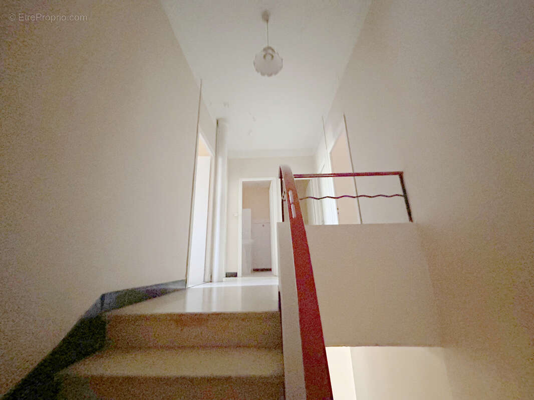 Maison à LEZIGNAN-CORBIERES