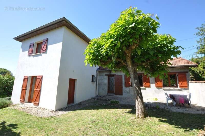 Maison à MOISSIEU-SUR-DOLON