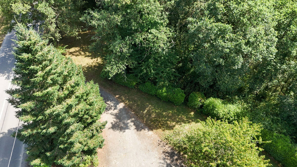 Terrain à SAINT-ETIENNE-DE-MER-MORTE