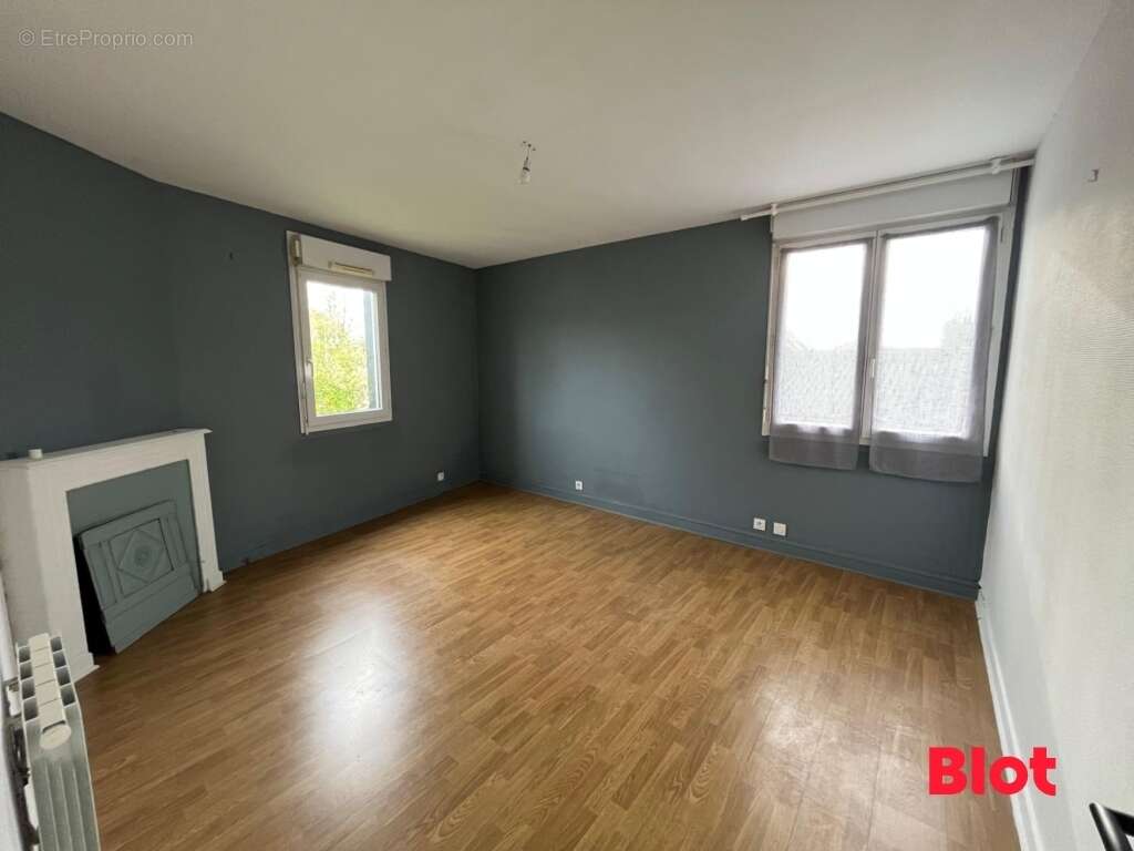 Maison à CORPS-NUDS