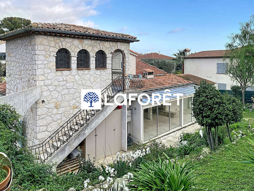 Maison à CAGNES-SUR-MER