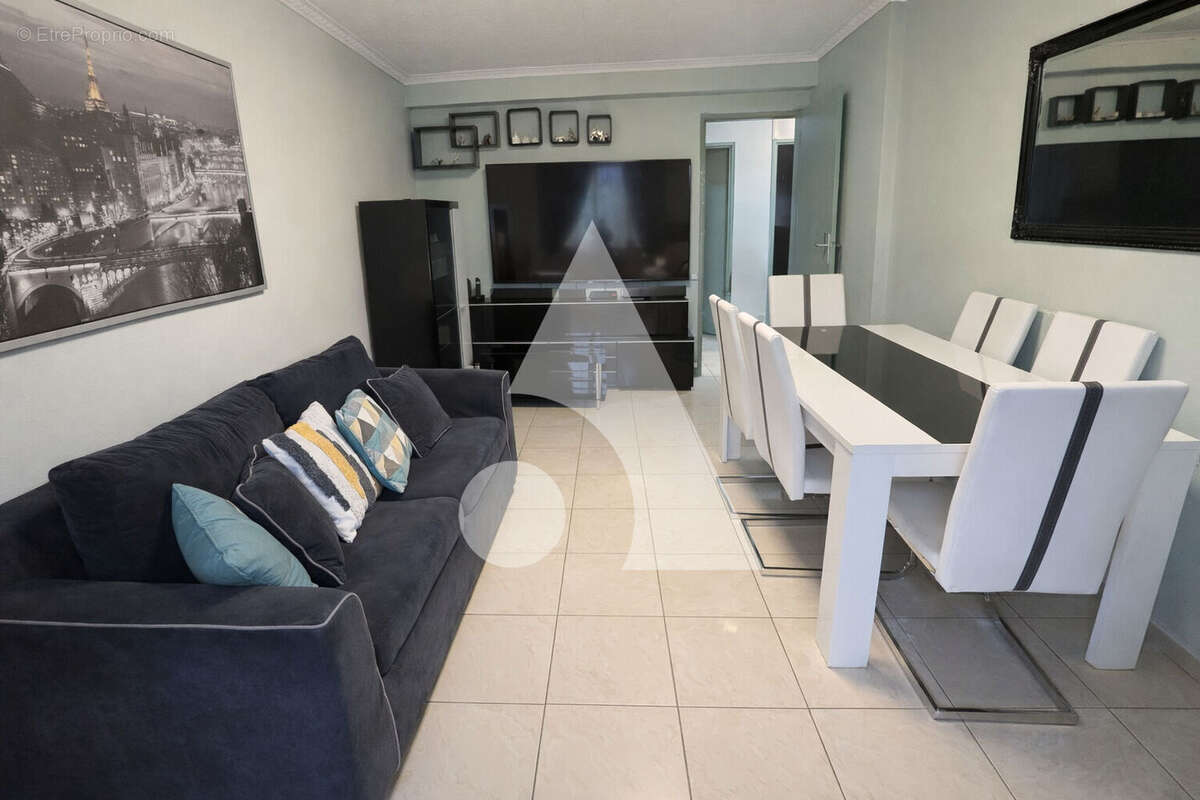 Appartement à SAINT-DENIS