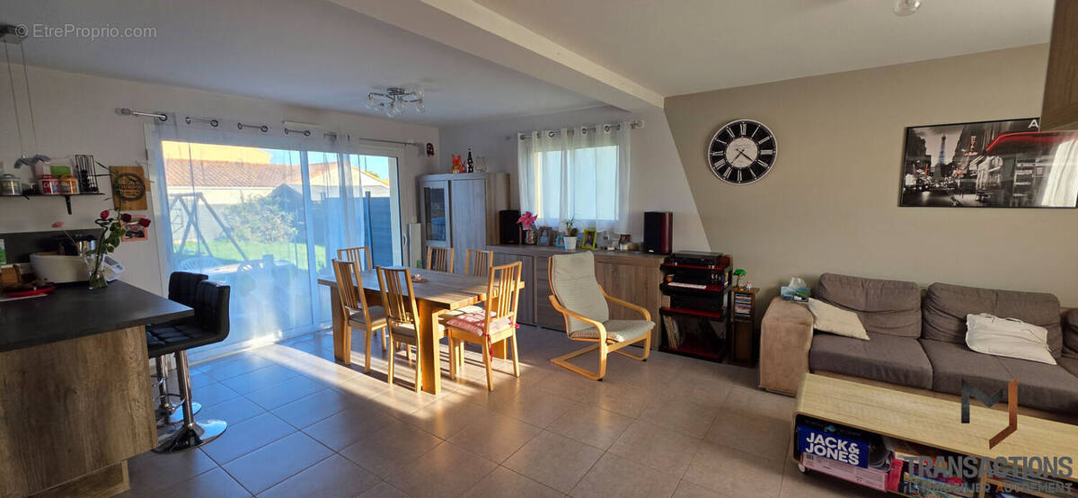 Maison à SAINTE-PAZANNE