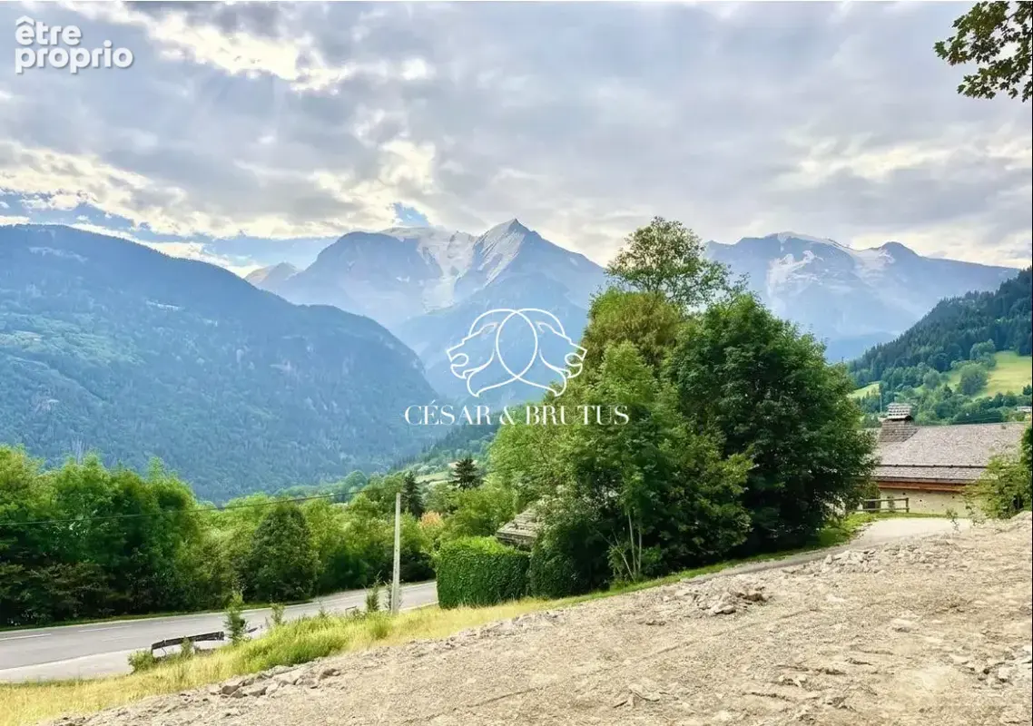 Terrain à SAINT-GERVAIS-LES-BAINS