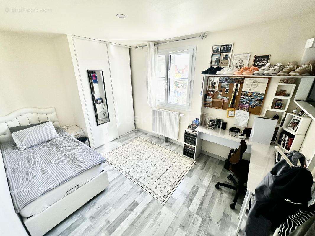 Maison à MAROLLES-SUR-SEINE