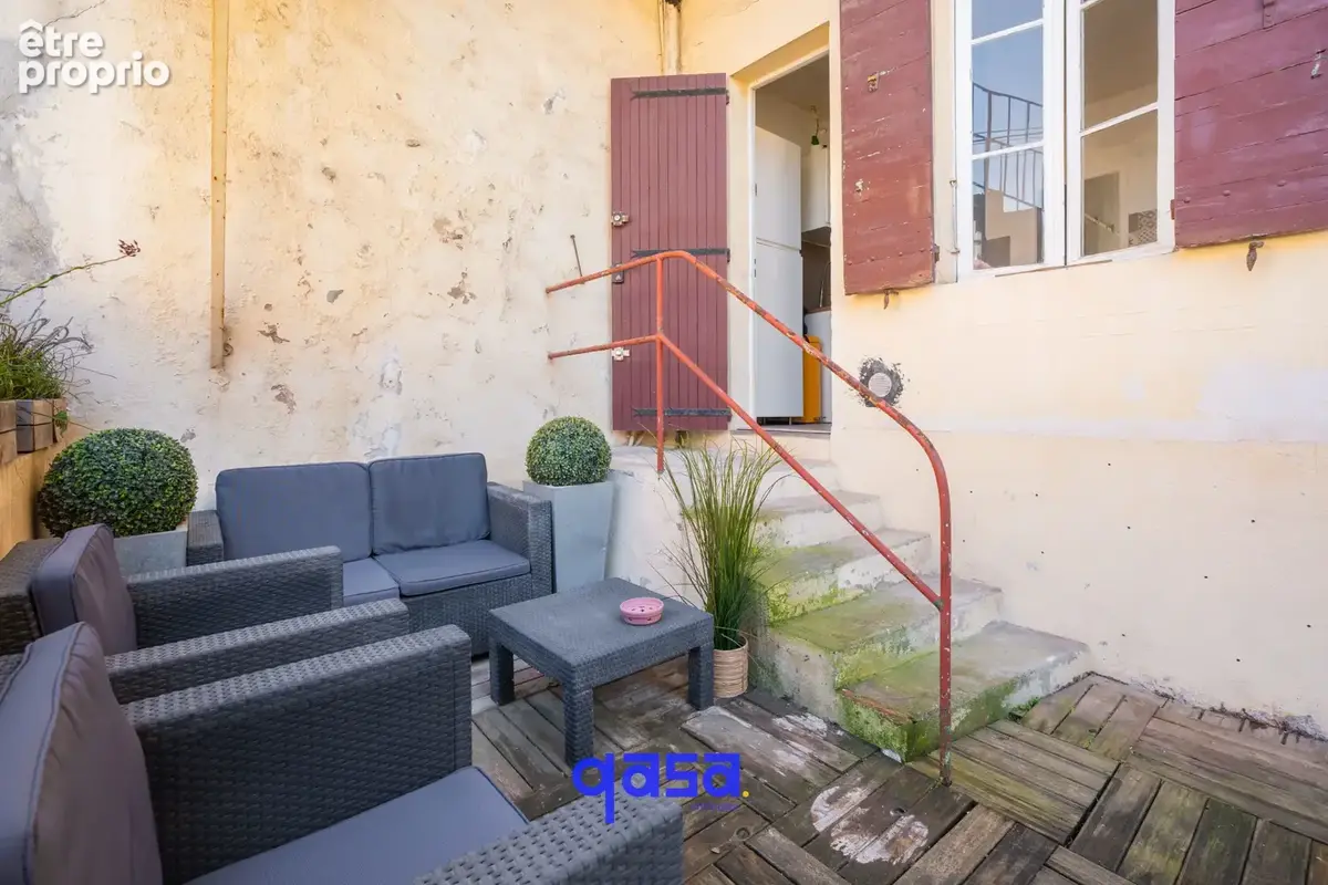 Maison de ville 6 pièces - traverse confidentielle, calme absolu, vue mer - photo 10