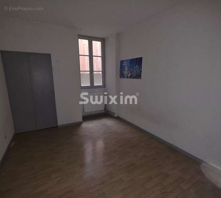 Appartement à POLIGNY
