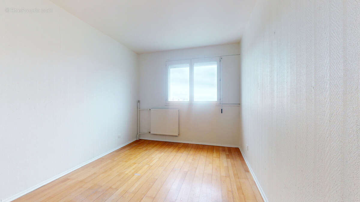 Appartement à SARTROUVILLE