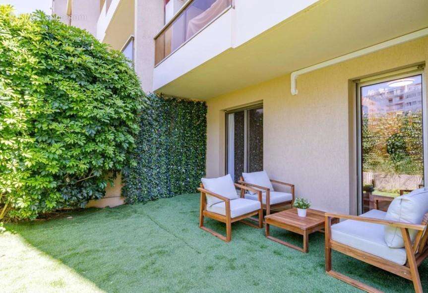   - Appartement à NICE
