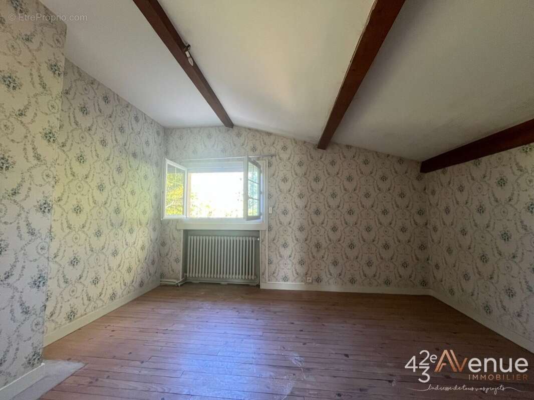 Maison 163 m² à Craintilleux  - photo 6