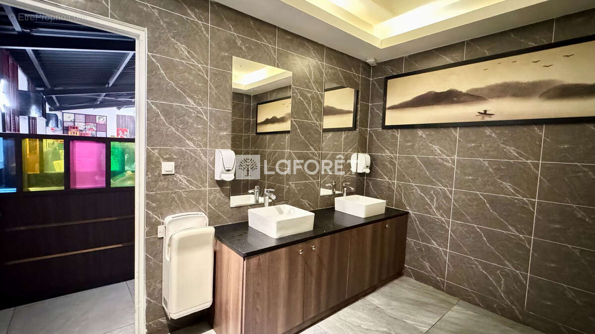 Commerce à L&#039;ARBRESLE